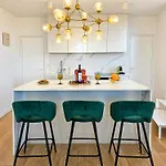 1bdr With Balcony At Prime Location Apartamento *
